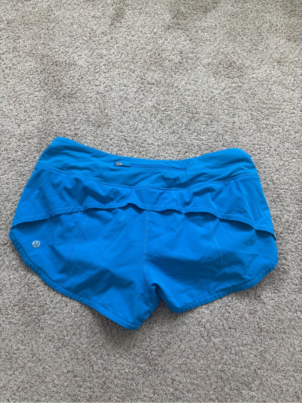 Lululemon Womens Low Rise Speed Ups 2.5 Inseam Size 6 Poolside Blue